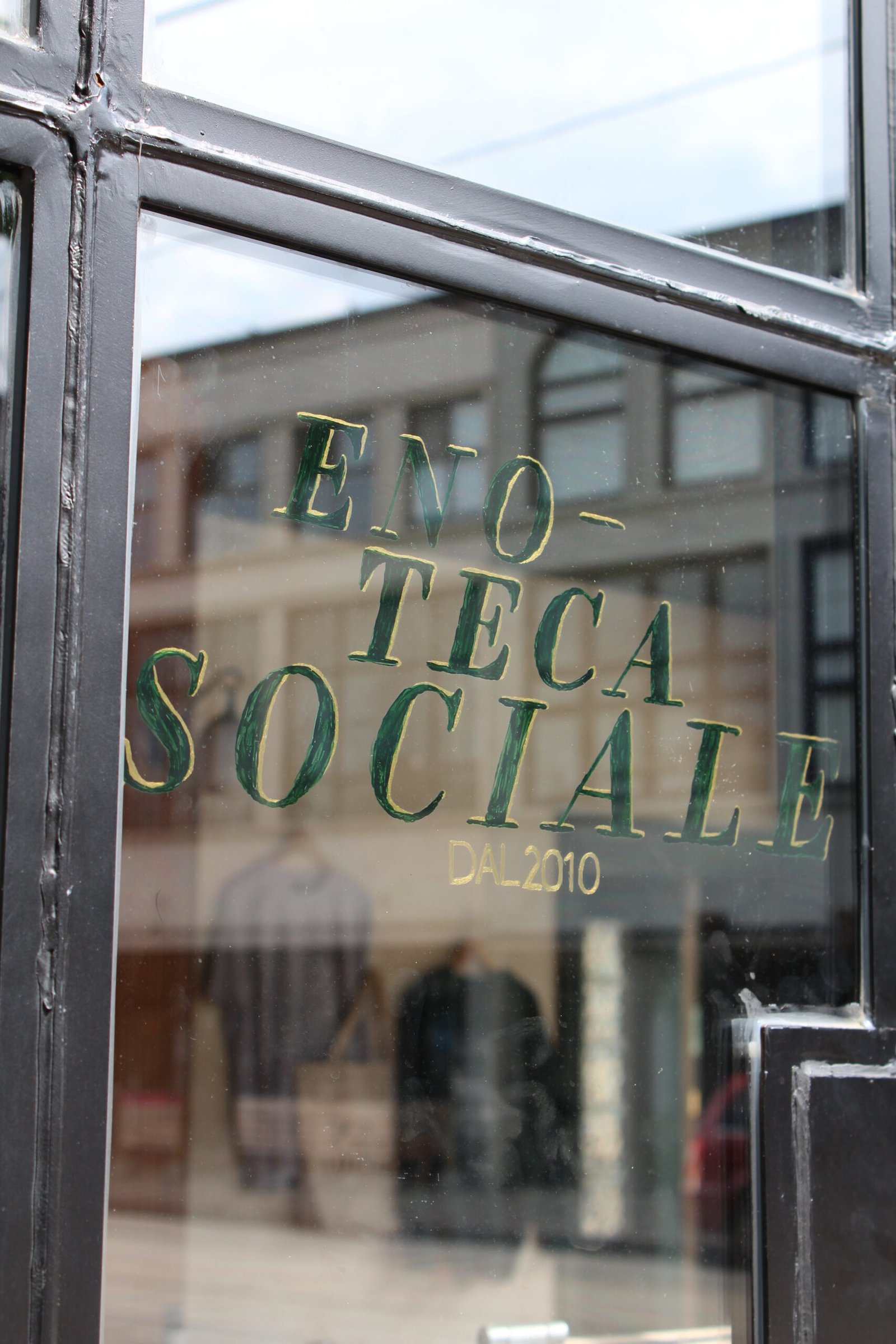 Enoteca Sociale